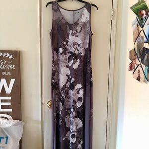 Long maxi type dress